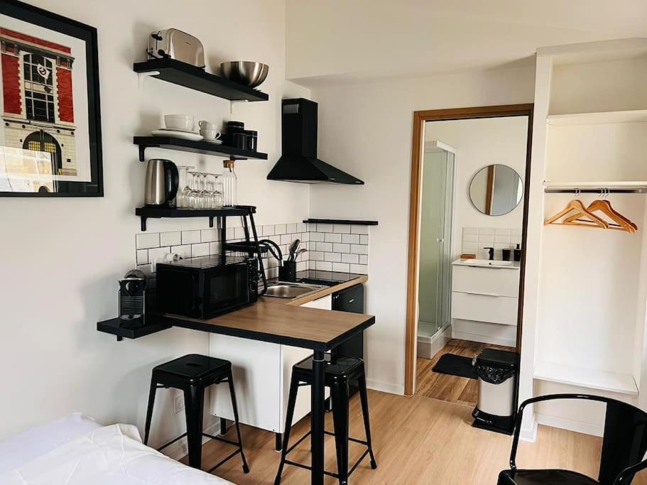 La Petite Grange - 5 Mn Gare Sncf - Wifi & Netflix Apartment Niort Ngoại thất bức ảnh